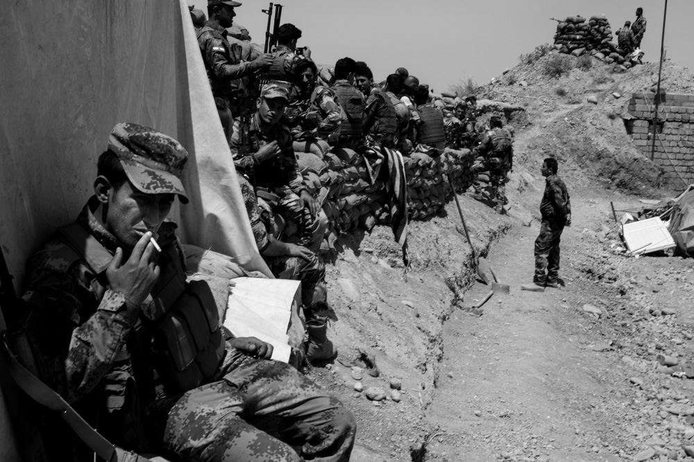 Peshmerga soldiers on the Gwer front line, southwestern Erbil, May 3, 2016. (Photo: Kurdistan24/Alexandre Afonso)
